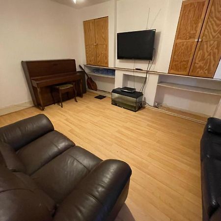 Elmdene Road - Large Room Londra Dış mekan fotoğraf