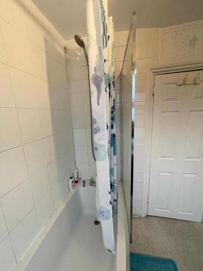 Elmdene Road - Large Room Londra Dış mekan fotoğraf